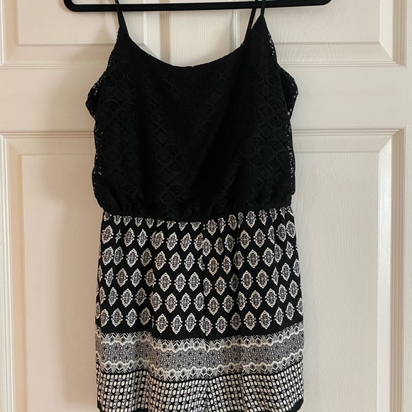 Romper - Picture 1 of 1